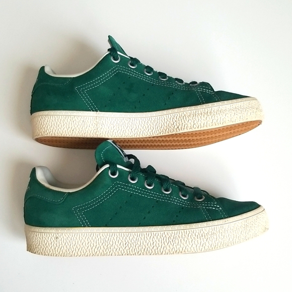 Green Adidas Stan Smith sneakers for big boy, size 4.5; - Picture 4 of 6